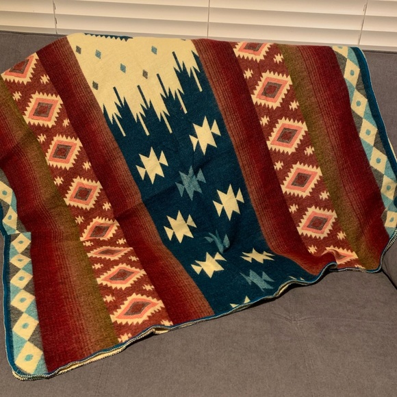 Alpaca wool throw Ecuadorian import